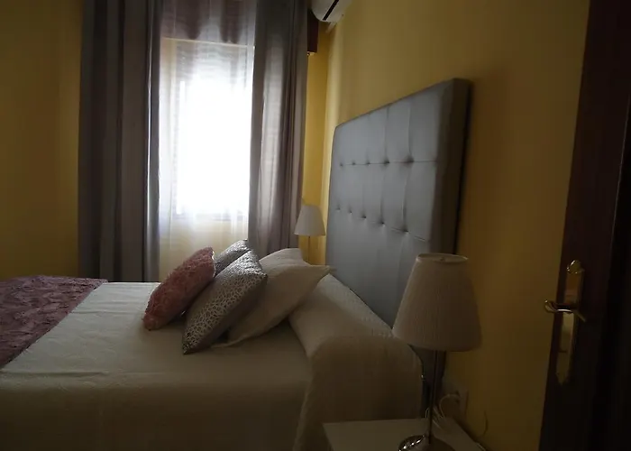 Apartamentos Acevedo Centro I